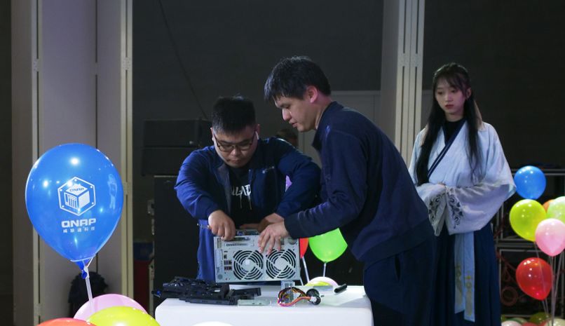 昊天電腦 昊天電腦